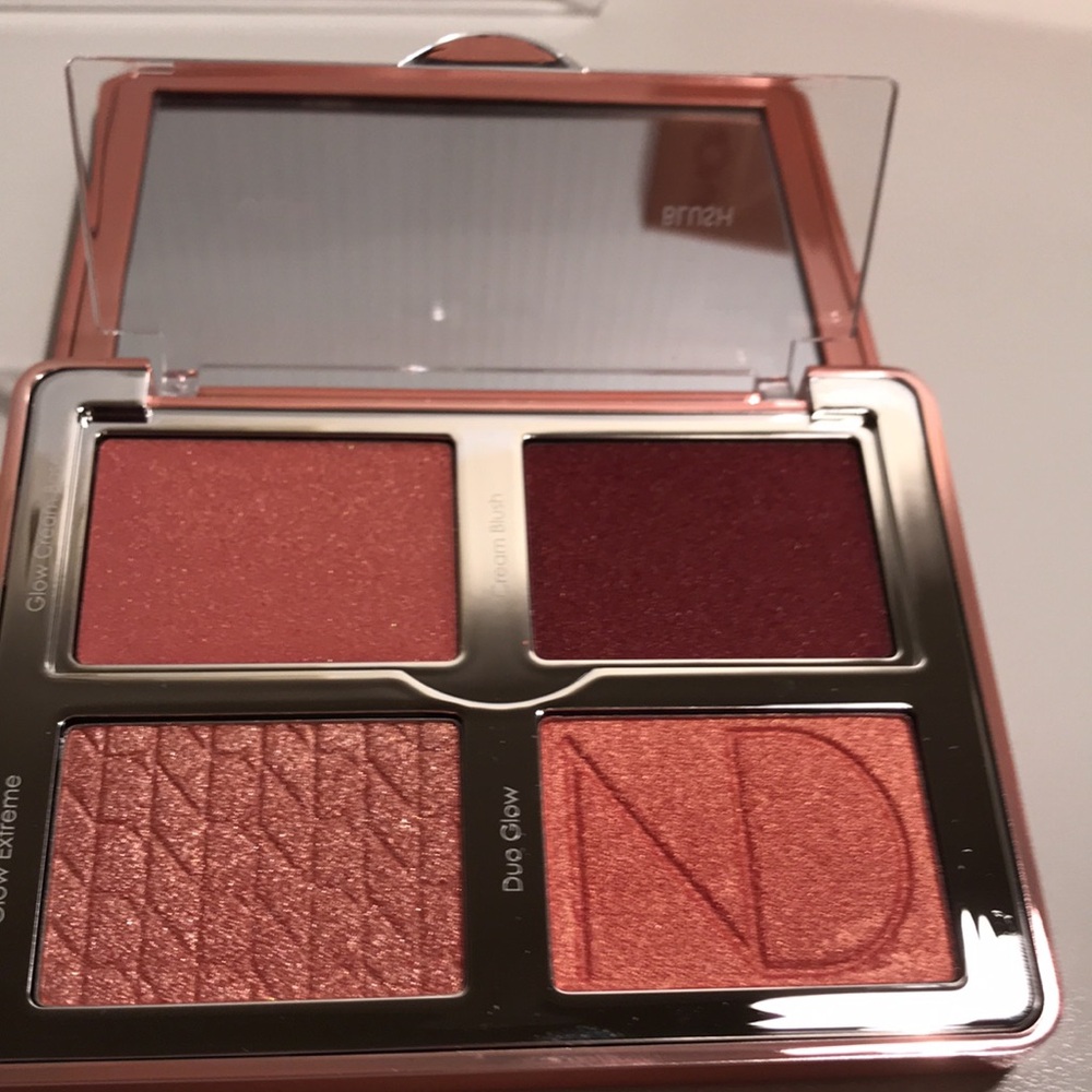 NATASHA DENONA Bloom Face Glow Palette NEW - Picture 5 of 16